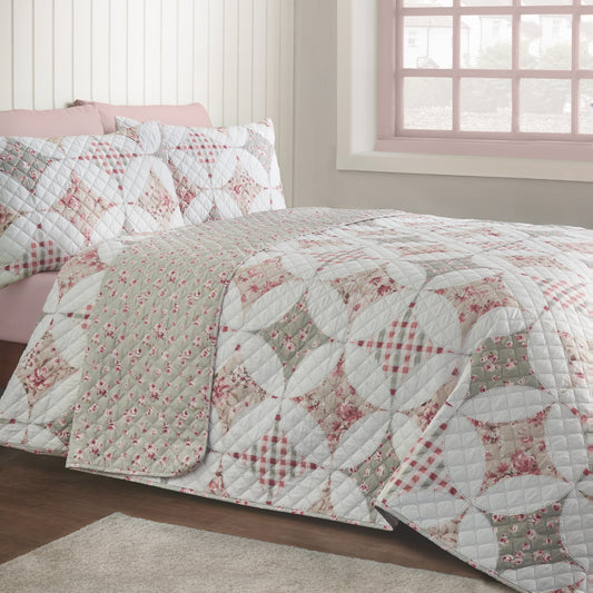 Catherine Lansfield Pinsonic Patchwork Bedspread - Green