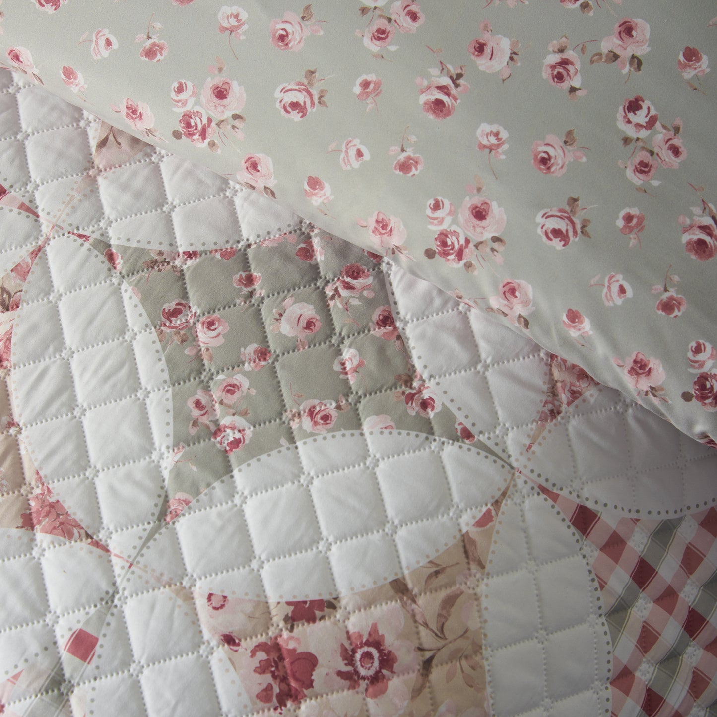 Catherine Lansfield Pinsonic Patchwork Duvet Cover Set - Green