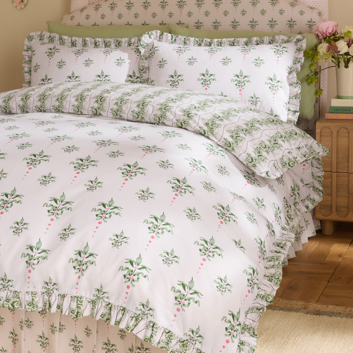 Cath Kidston Cath Crest Floral Duvet Cover Set - Green