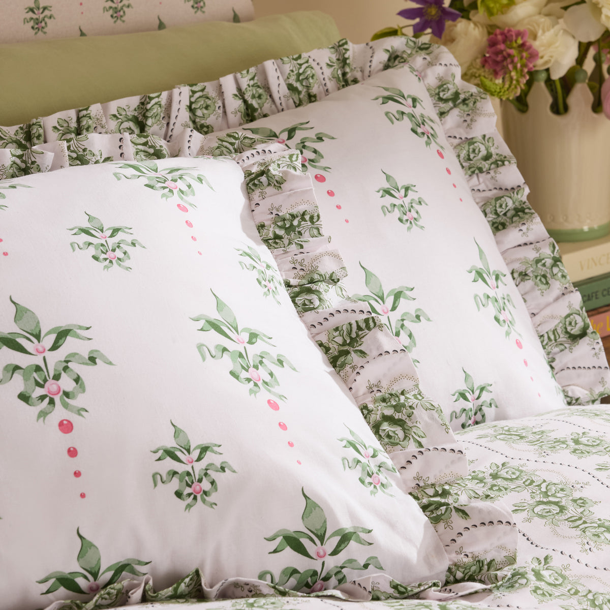 Cath Kidston Cath Crest Floral Duvet Cover Set - Green