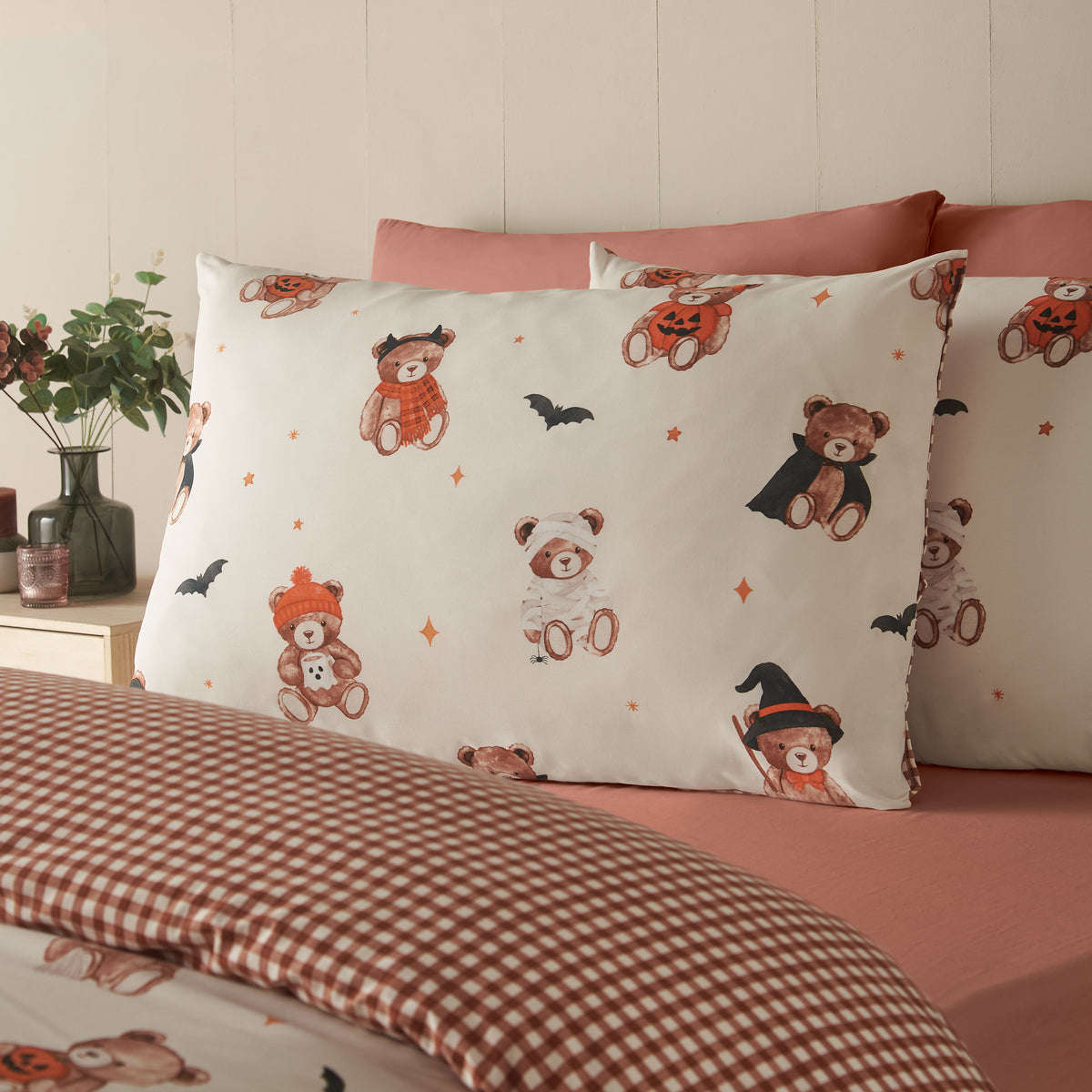 Catherine Lansfield Scare Bears Duvet Cover Set - Cream