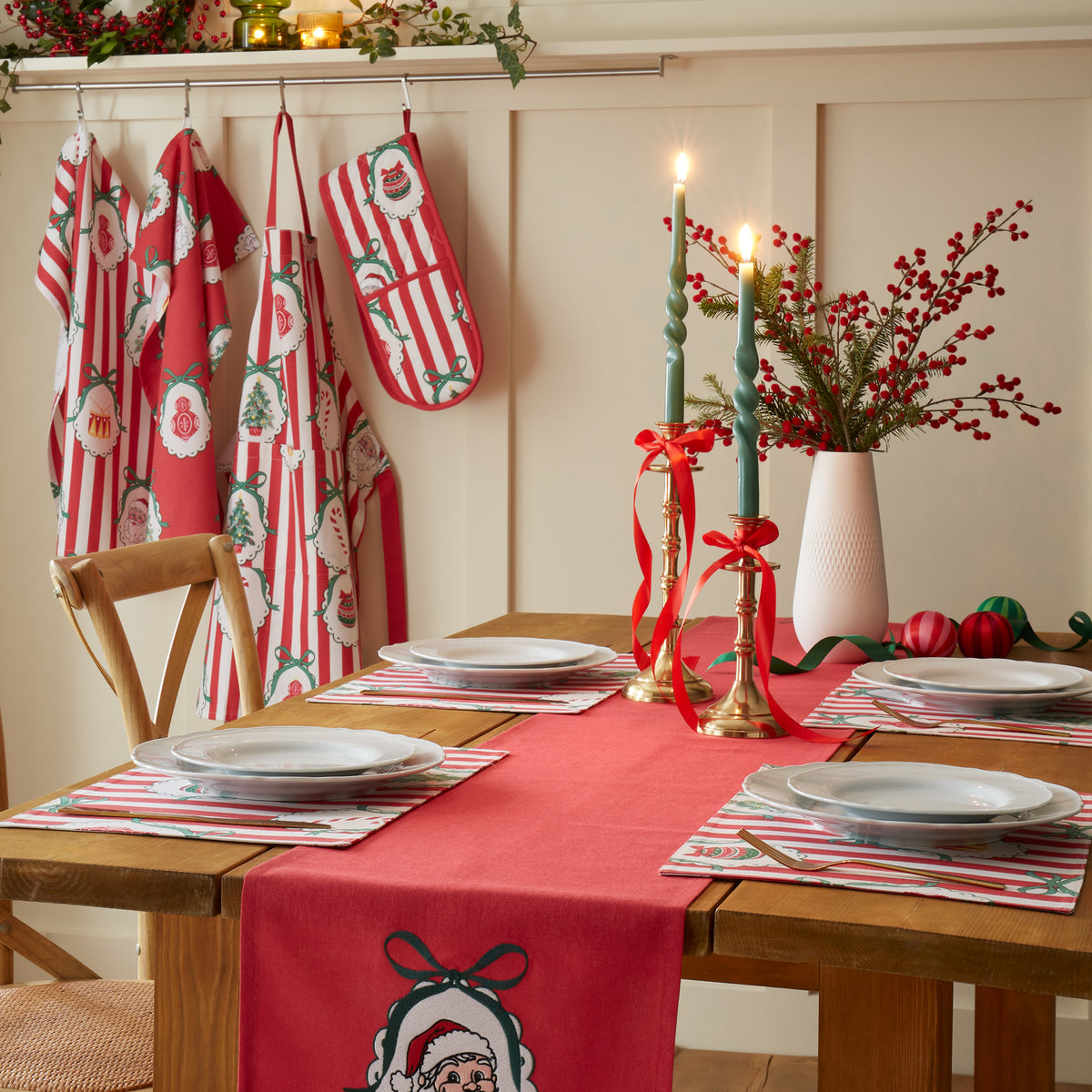 Catherine Lansfield Christmas Vintage Stripe Apron - Red