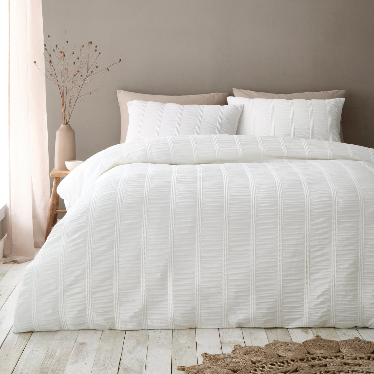 Pineapple Elephant Waffle Seersucker Duvet Cover Set - White