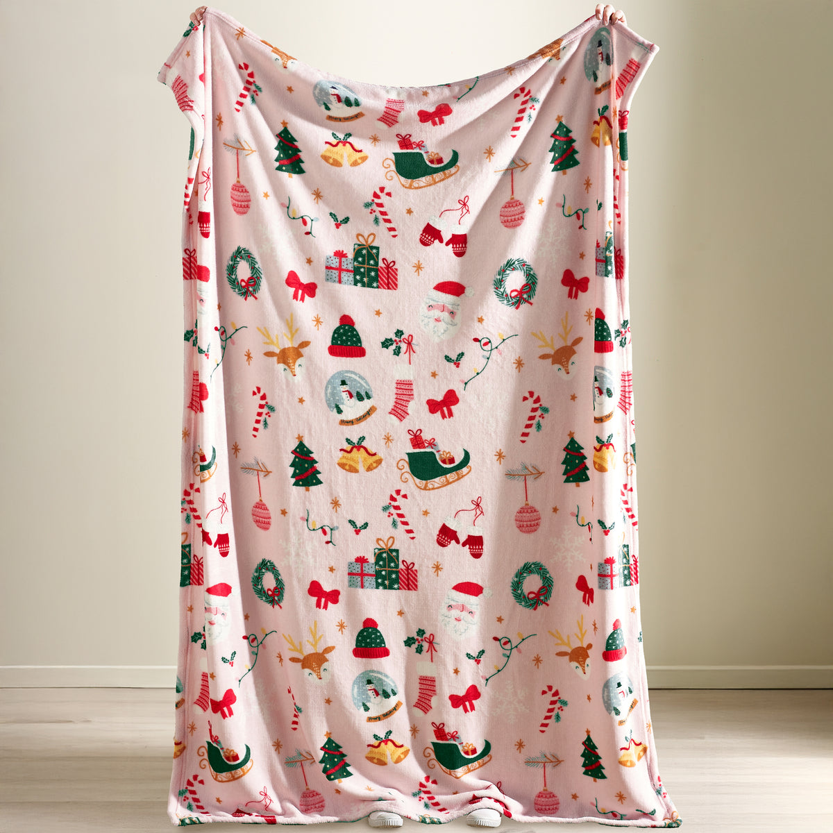 Catherine Lansfield Christmas Happy Holidays Throw - Pink