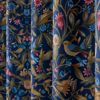 Catherine Lansfield Hedgerow Hopper Eyelet Curtains - Navy