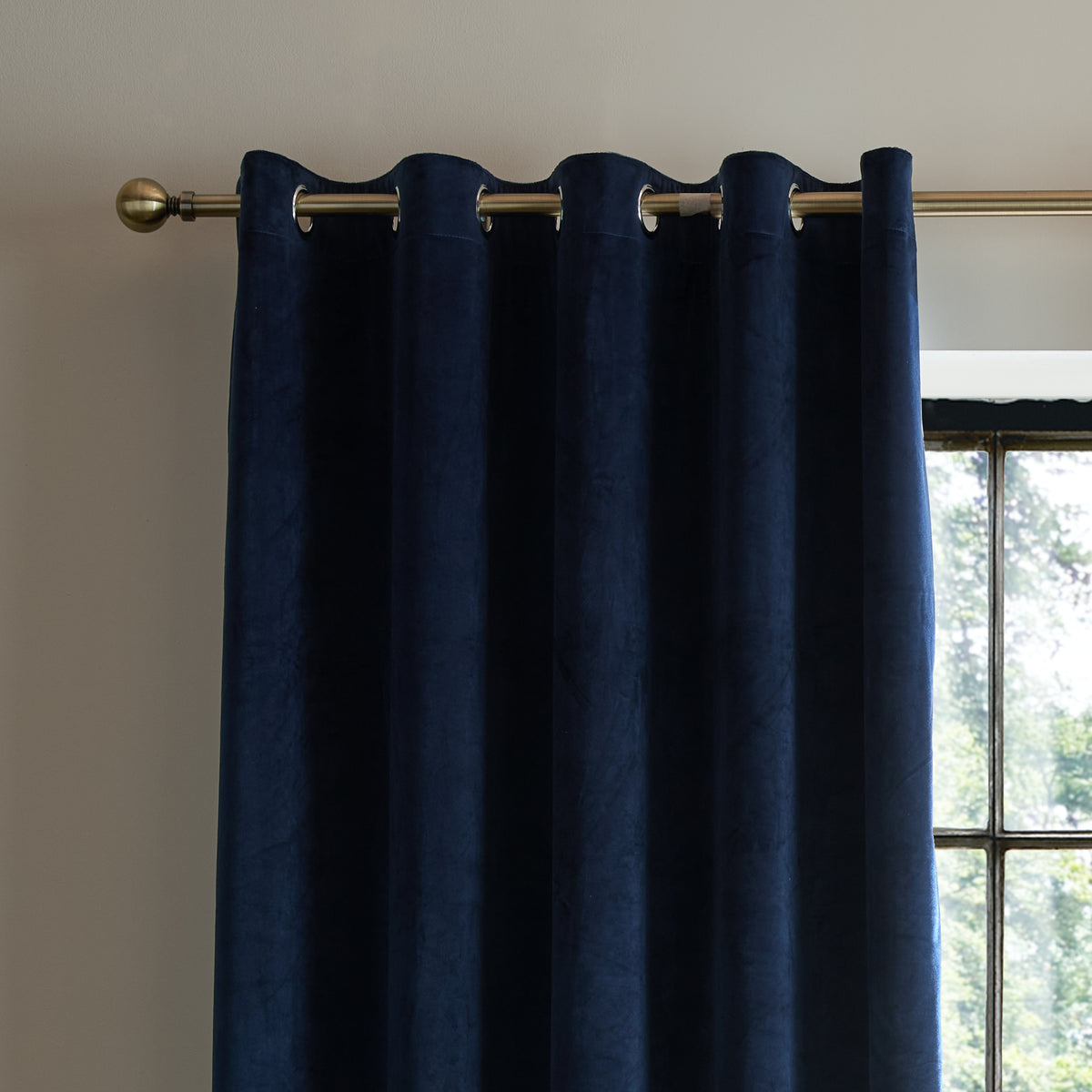 Catherine Lansfield Super Thermal Blackout Matt Velour Eyelet Curtains - Navy
