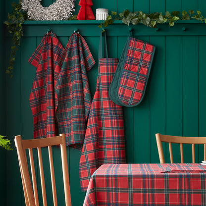 Catherine Lansfield Christmas Tartan Check Apron - Red/Green