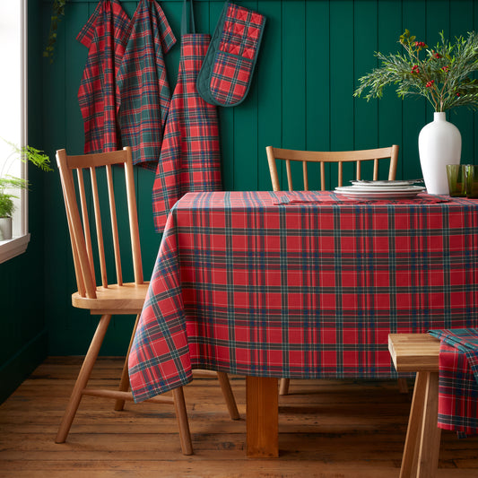Catherine Lansfield Christmas Tartan Check Table Cloth - Red/Green