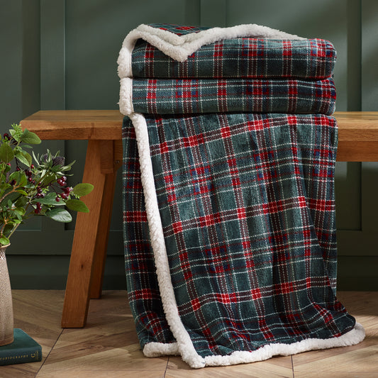 Catherine Lansfield Tartan Sherpa Check Throw - Green