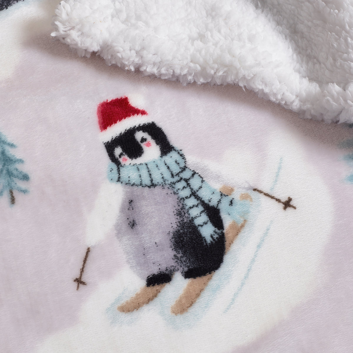 Catherine Lansfield Christmas Sherpa Penguins Throw - Natural