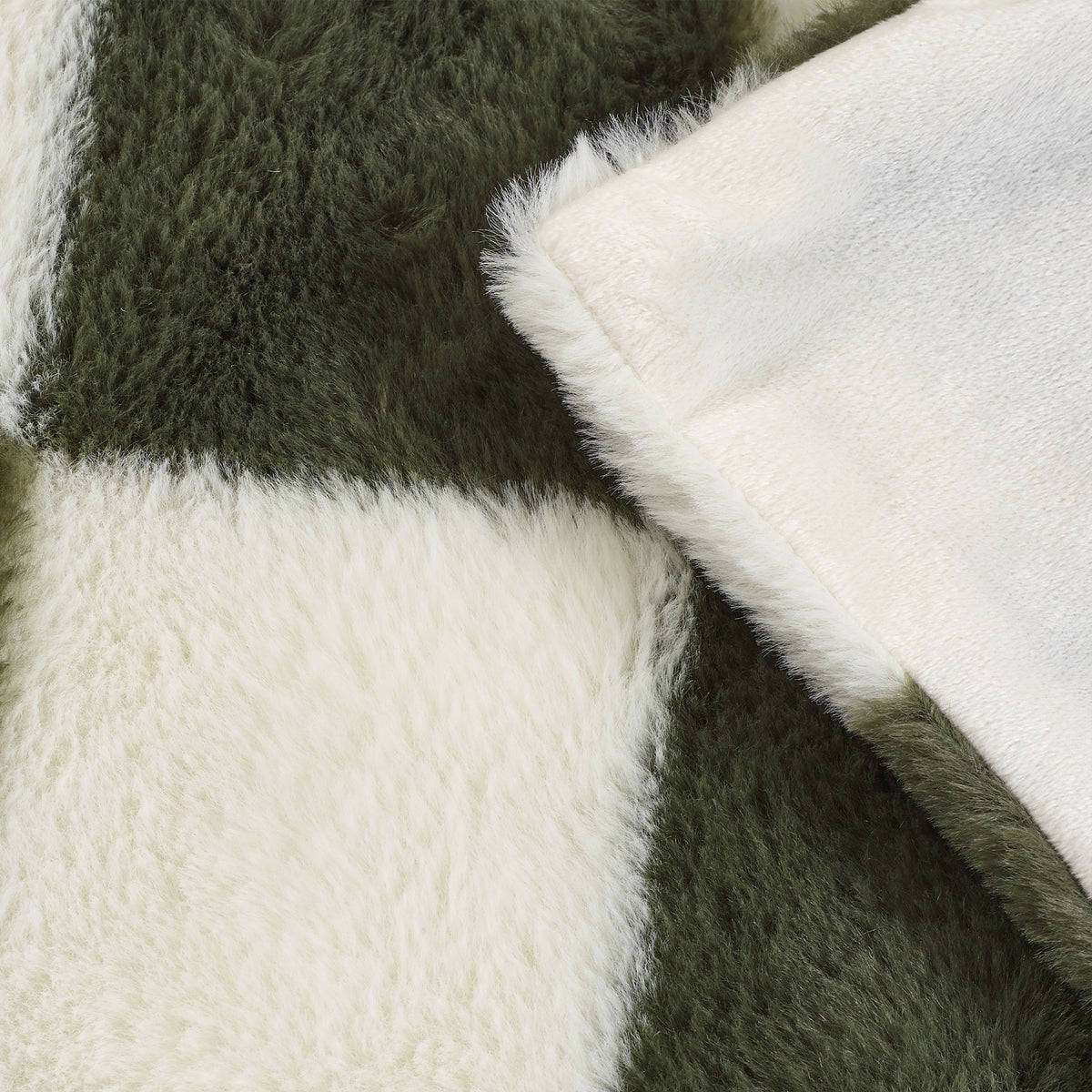 Catherine Lansfield Cosy Soft Checkerboard Throw - Green