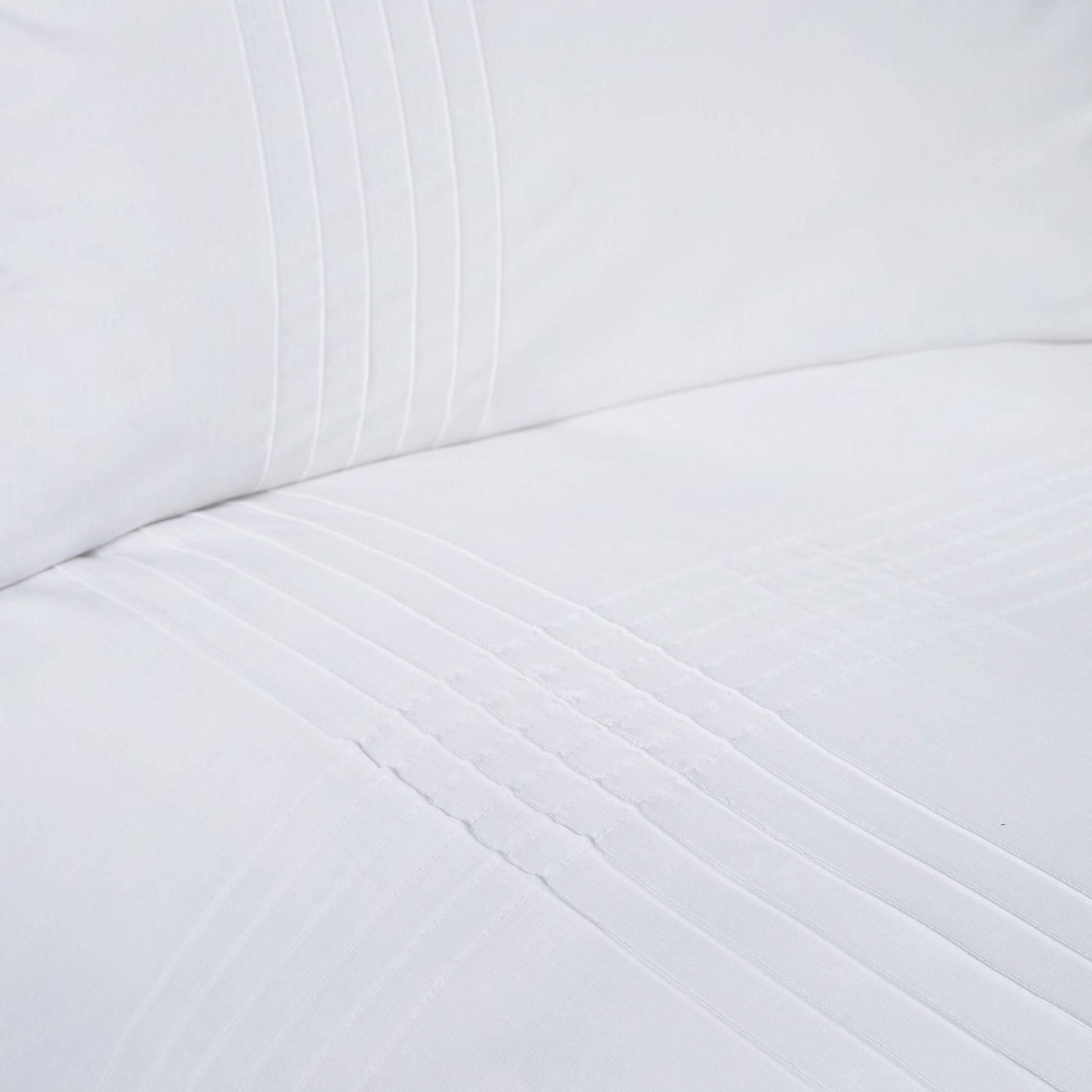 Amalfi Duvet Cover Set by Serene in White - Duvet Cover Set - Serene