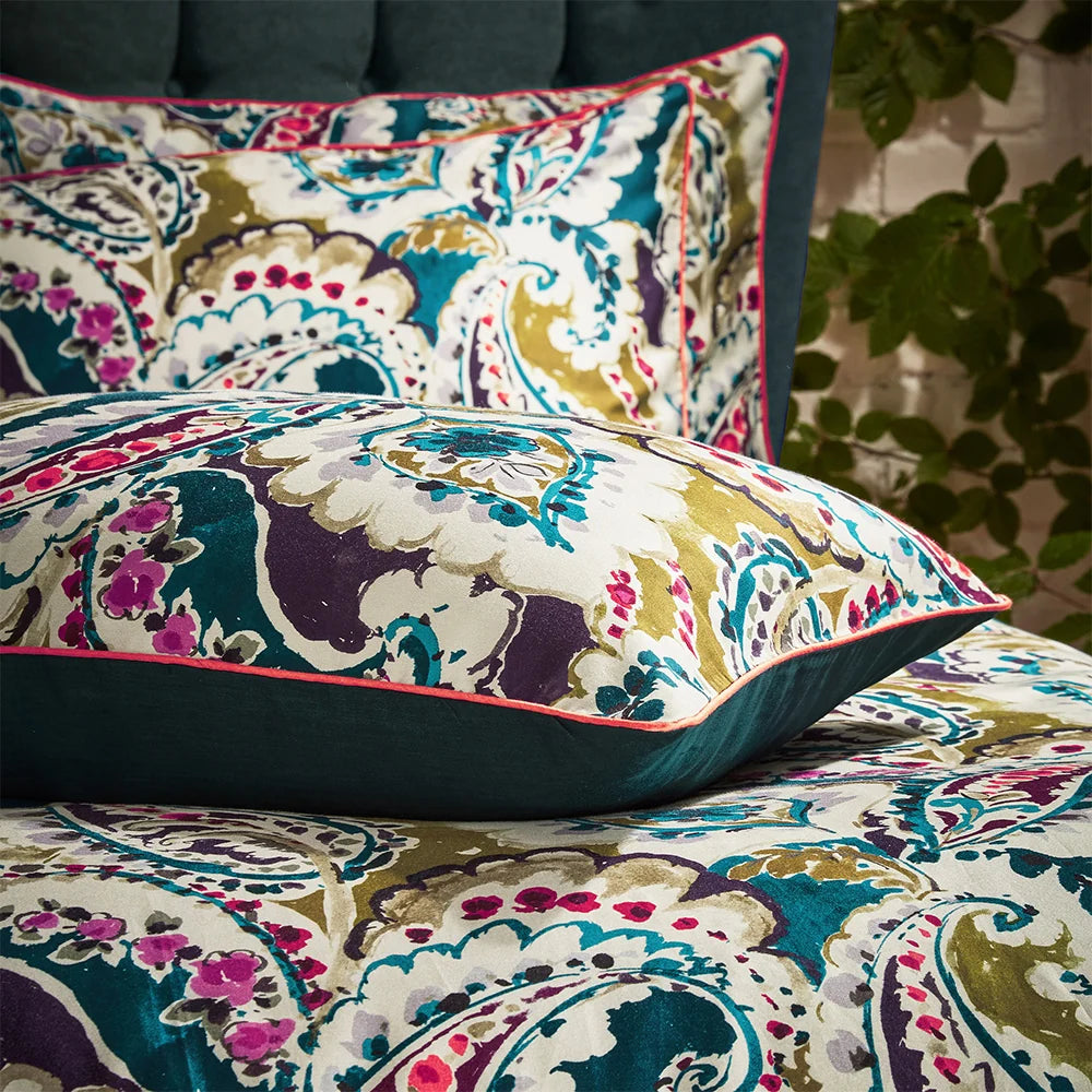 Edinburgh Weavers Aretha Paisley Duvet Cover Set - Teal/Olive