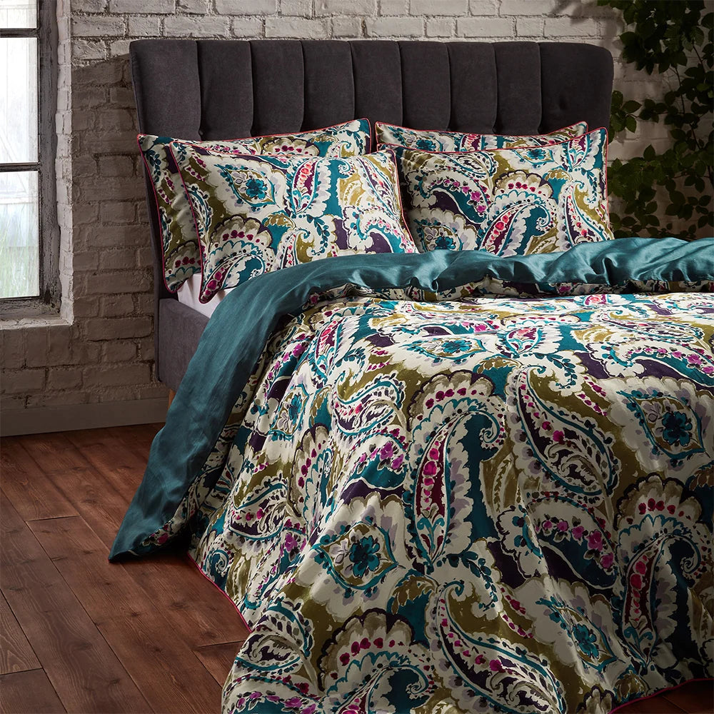Edinburgh Weavers Aretha Paisley Duvet Cover Set - Teal/Olive
