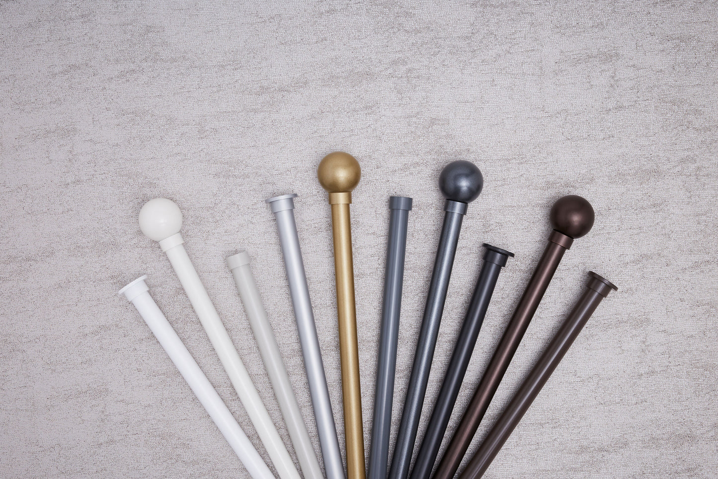 Hallis Arc Stud 25mm Metal Curtain Pole - Mocha