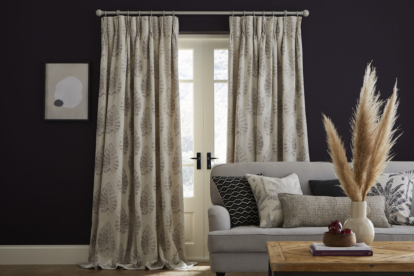 Hallis Arc Ball 25mm Metal Curtain Pole - Warm Grey