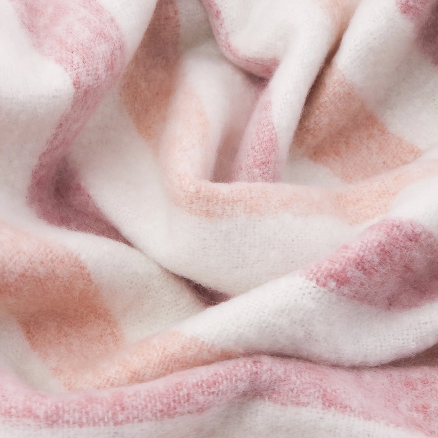 Wylder Beechwood Throw - Camellia