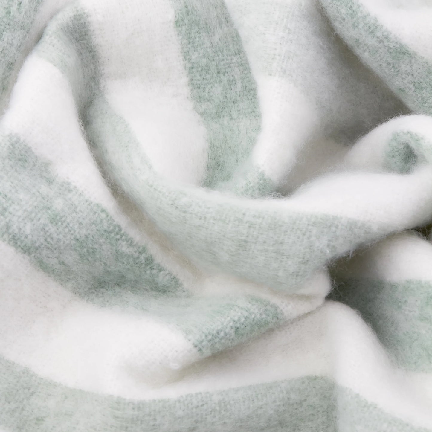 Wylder Beechwood Throw - Moorland Green