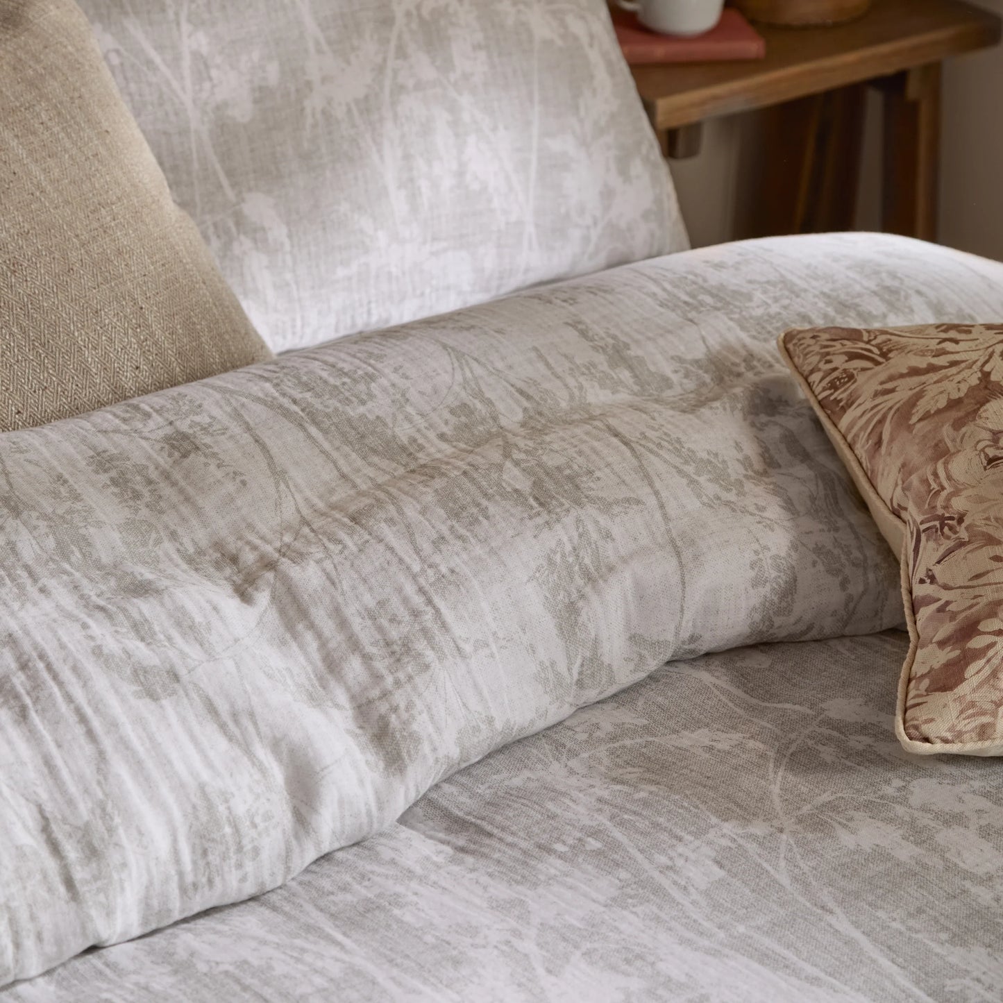 Voyage Maison Braeflower Duvet Cover Set - Natural