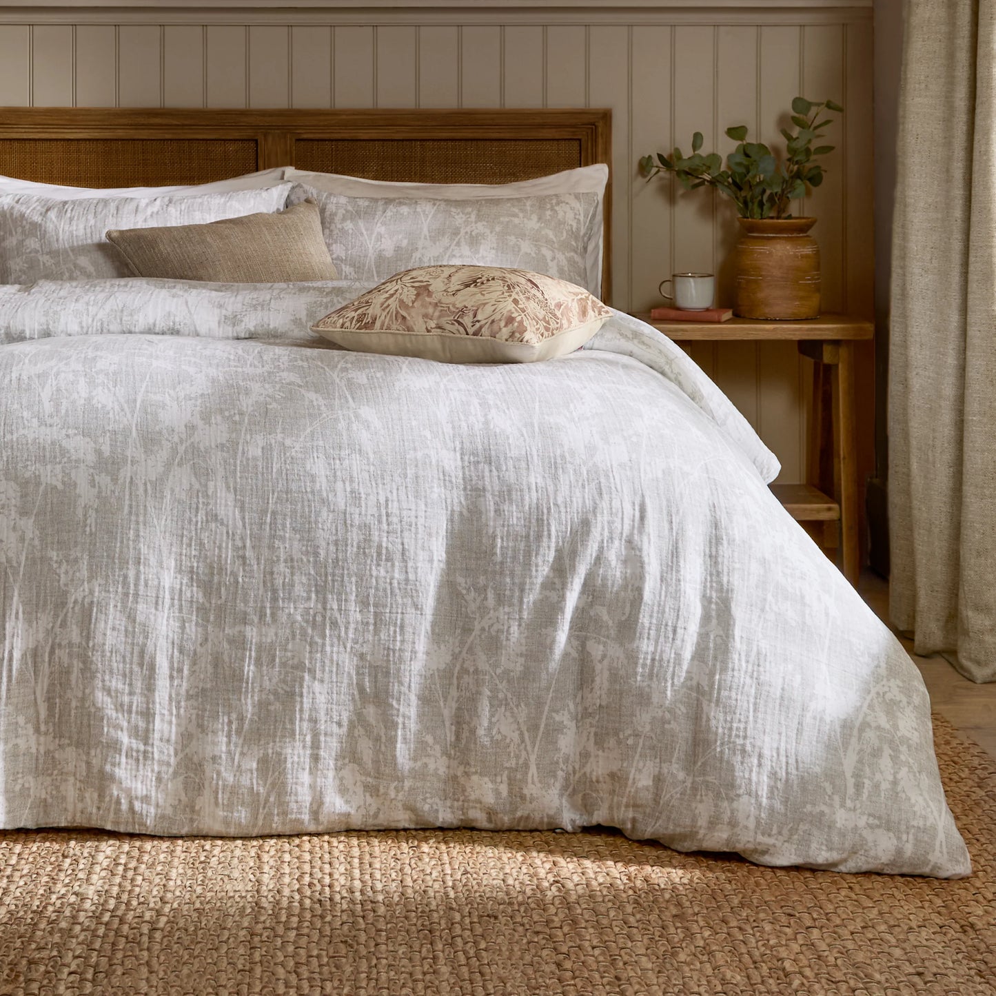 Voyage Maison Braeflower Duvet Cover Set - Natural