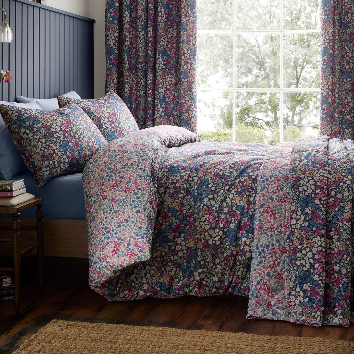 Dreams & Drapes Design Bessie Bedspread - Navy