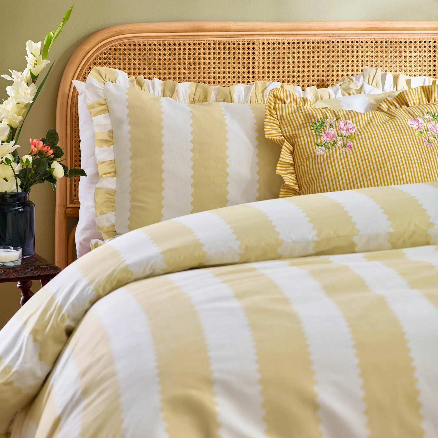 Wylder Birdie Stripe Duvet Cover Set - Butter Yellow
