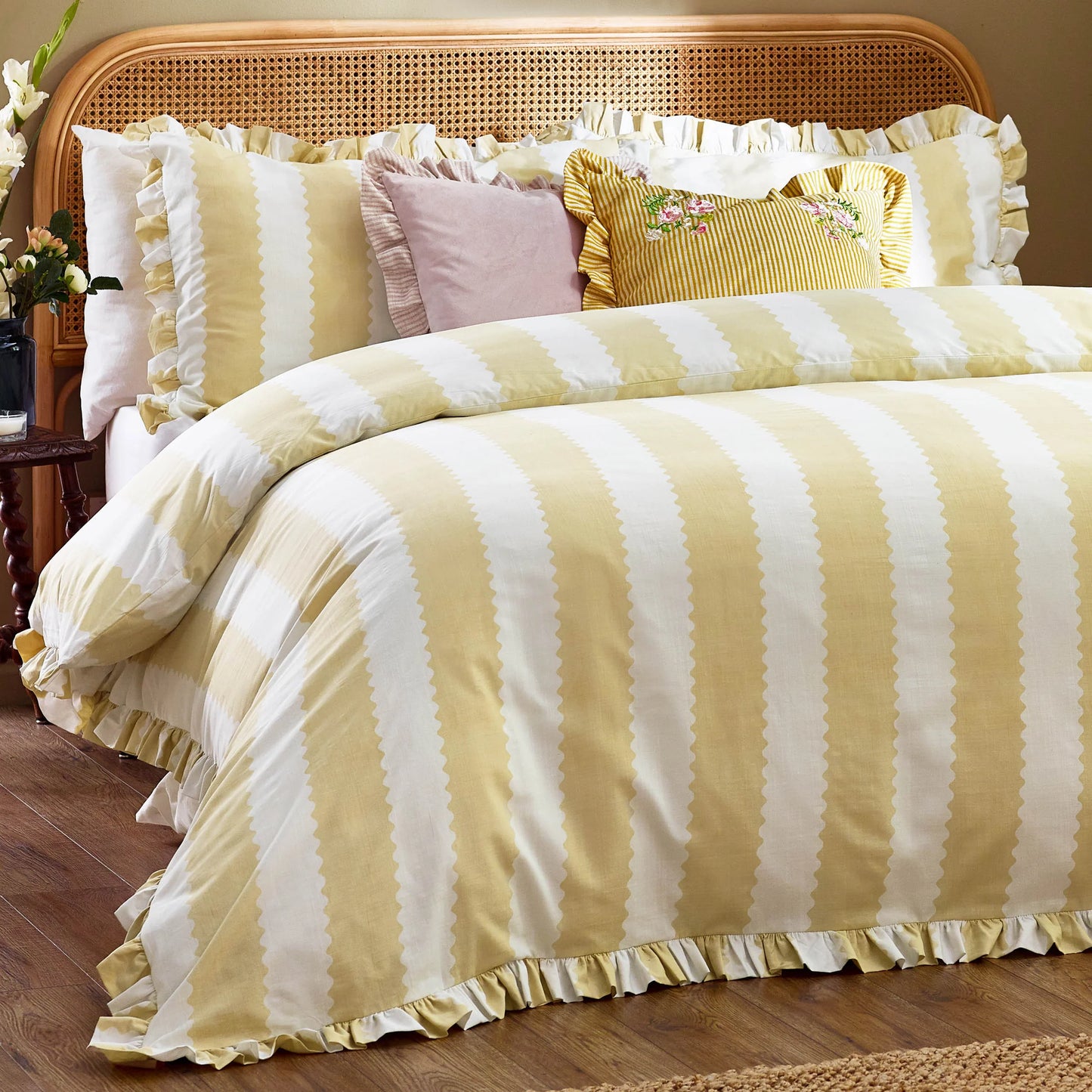 Wylder Birdie Stripe Duvet Cover Set - Butter Yellow
