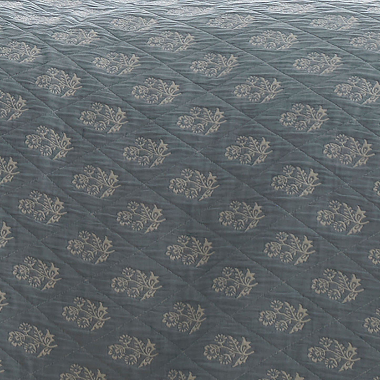 Block Floral Bedspread in Blue 235 x 235cm - Bedspread - Dreams & Drapes
