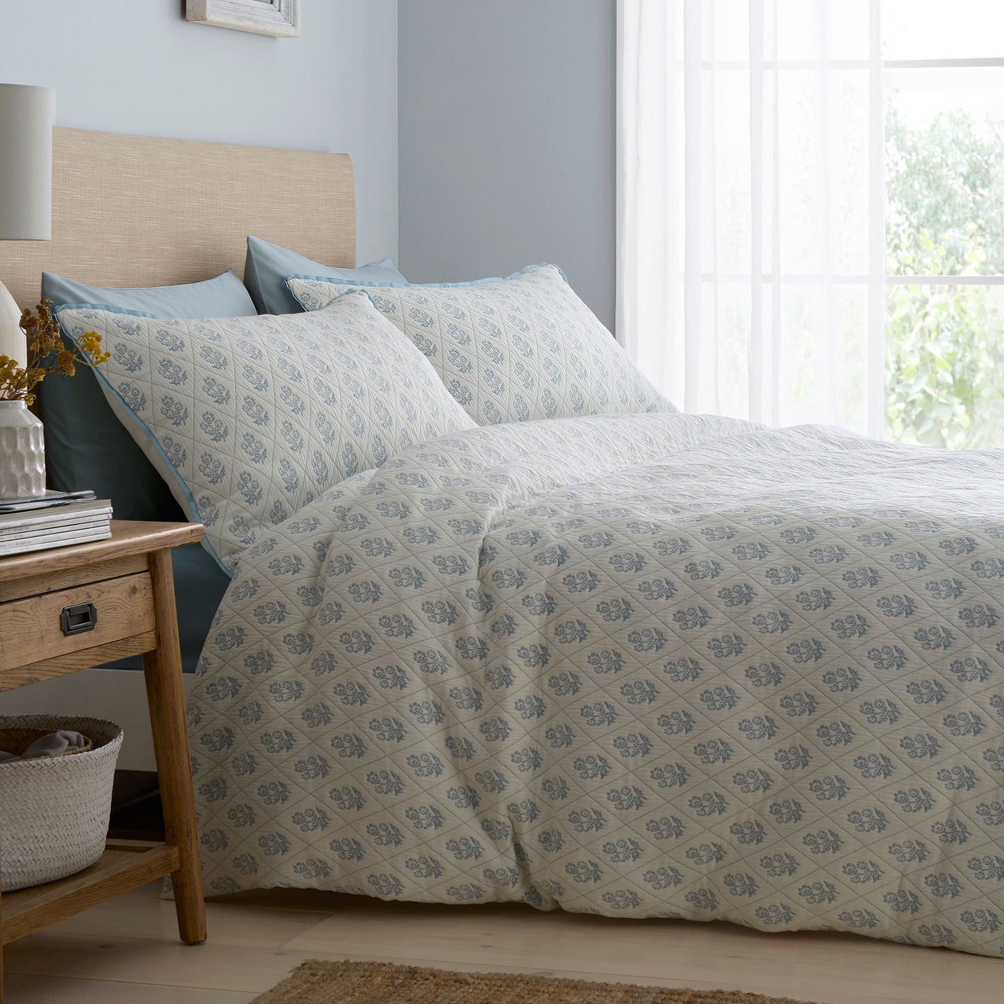 Block Floral Duvet Cover Set in Blue - Duvet Cover Set - Dreams & Drapes
