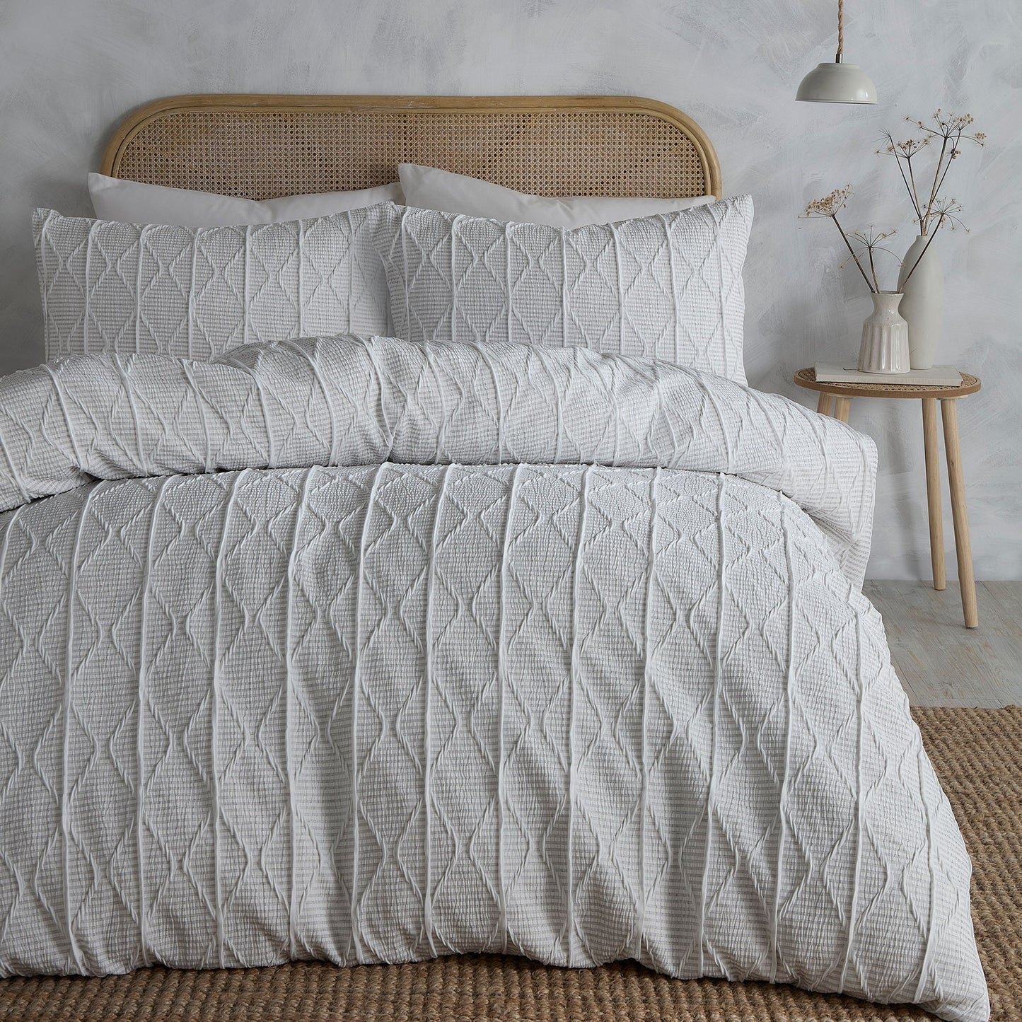 Crinkle Stripe Duvet Cover Set in White - Duvet Cover Set - Serene