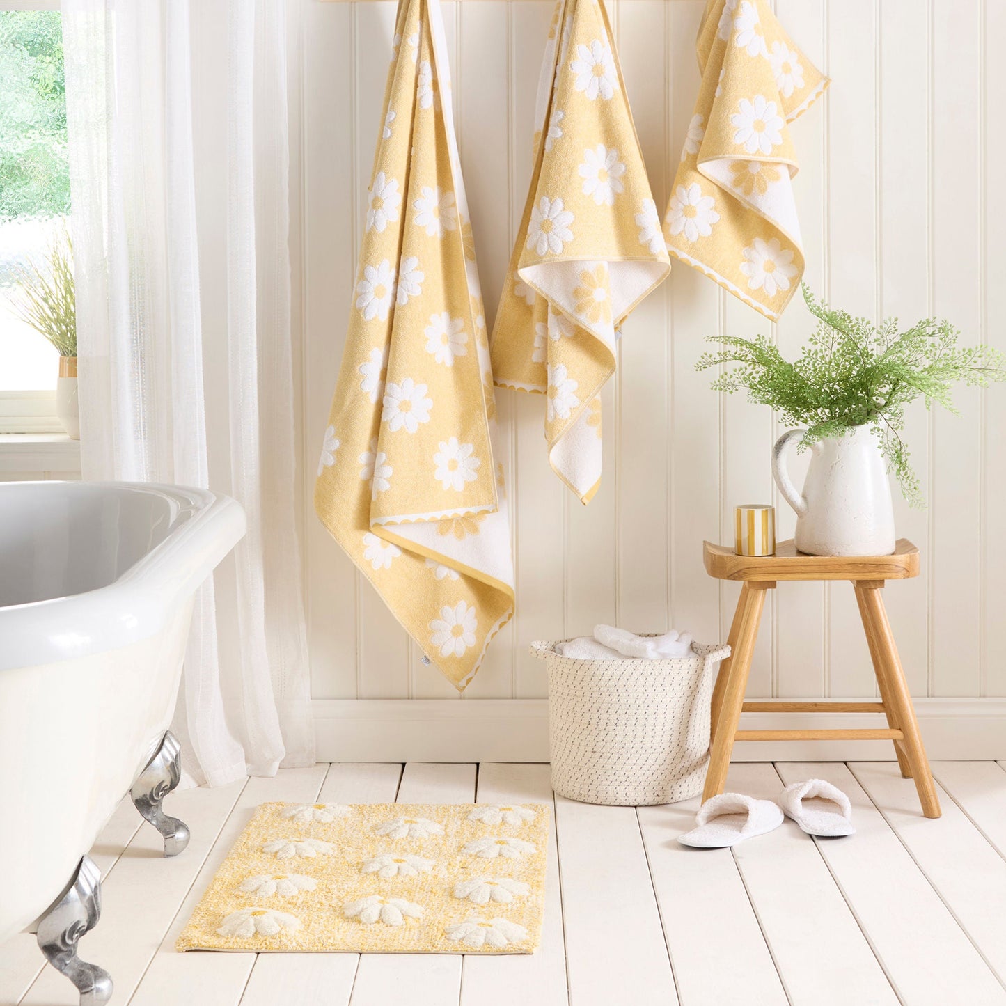 Daisy Floral Bath Mat in Ochre 50 x 80cm - Bath Mat - Dreams & Drapes