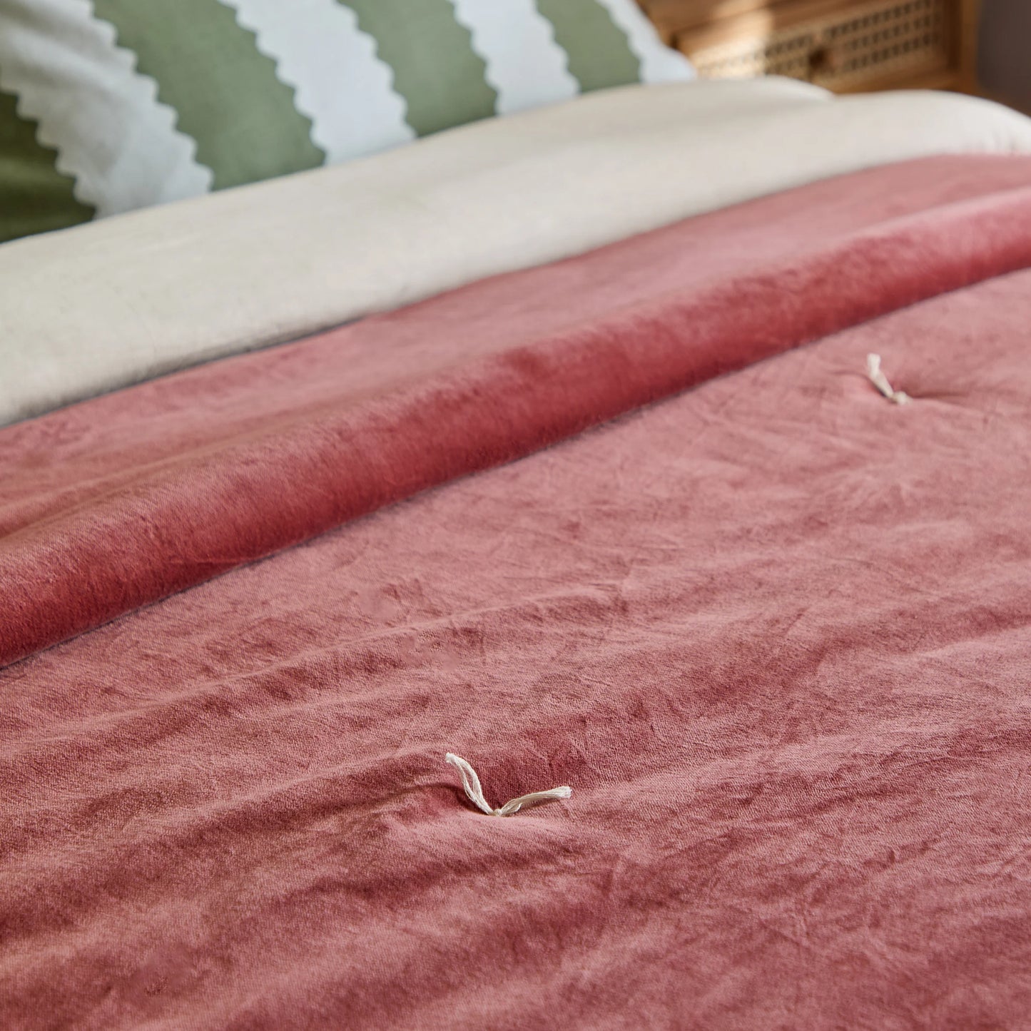 Wylder Edie Bedspread - Rose