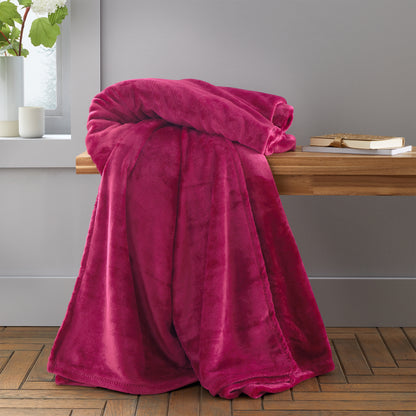 Catherine Lansfield Raschel Velvet Touch Throw - Hot Pink