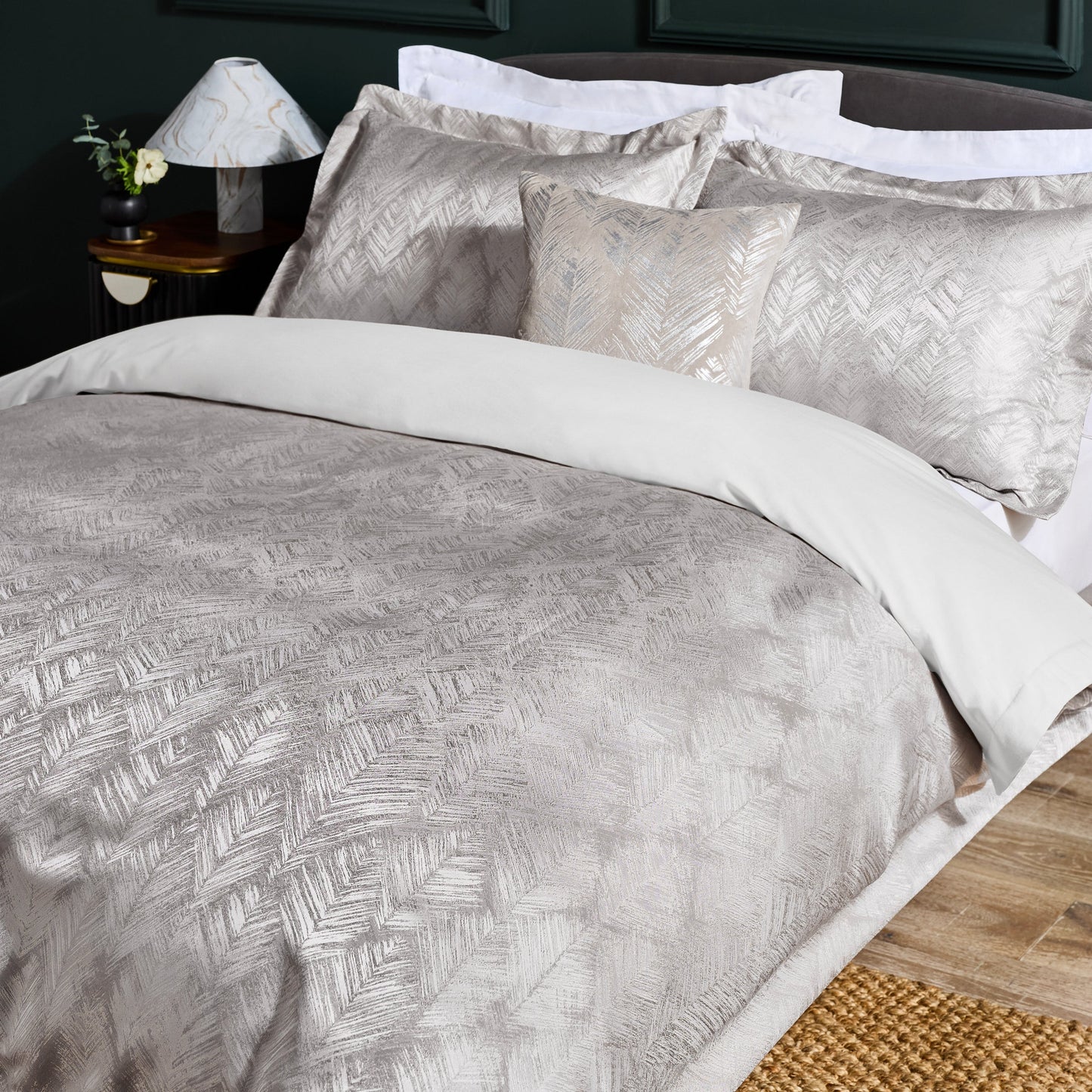 Clarke & Clarke Folius Duvet Cover Set - Silver