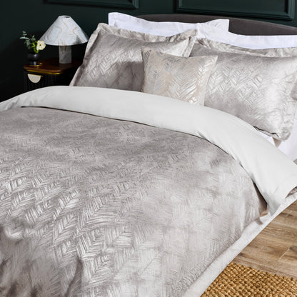 Clarke & Clarke Folius Duvet Cover Set - Silver