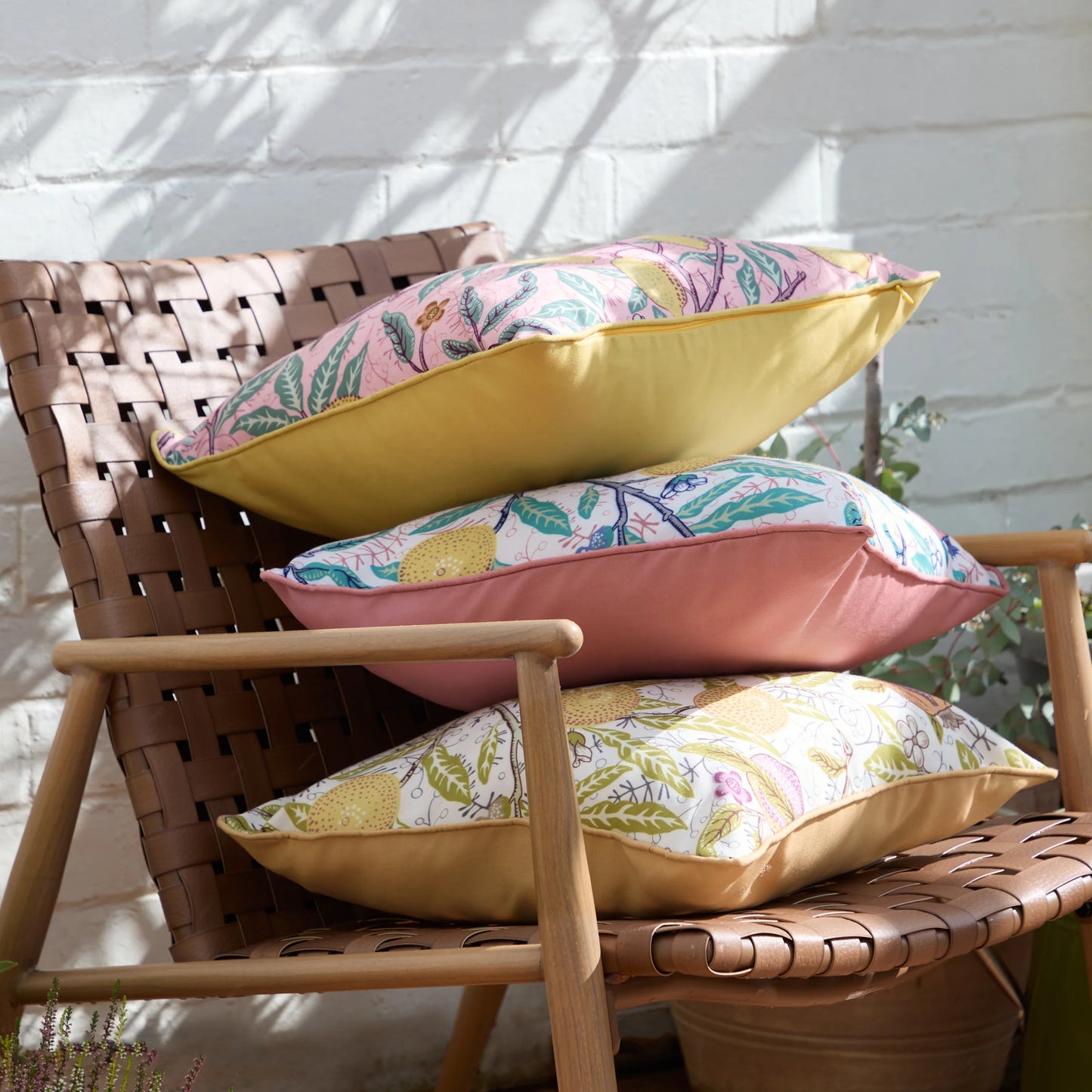 Morris & Co Fruits Outdoor Cushion - Lemon/Lime