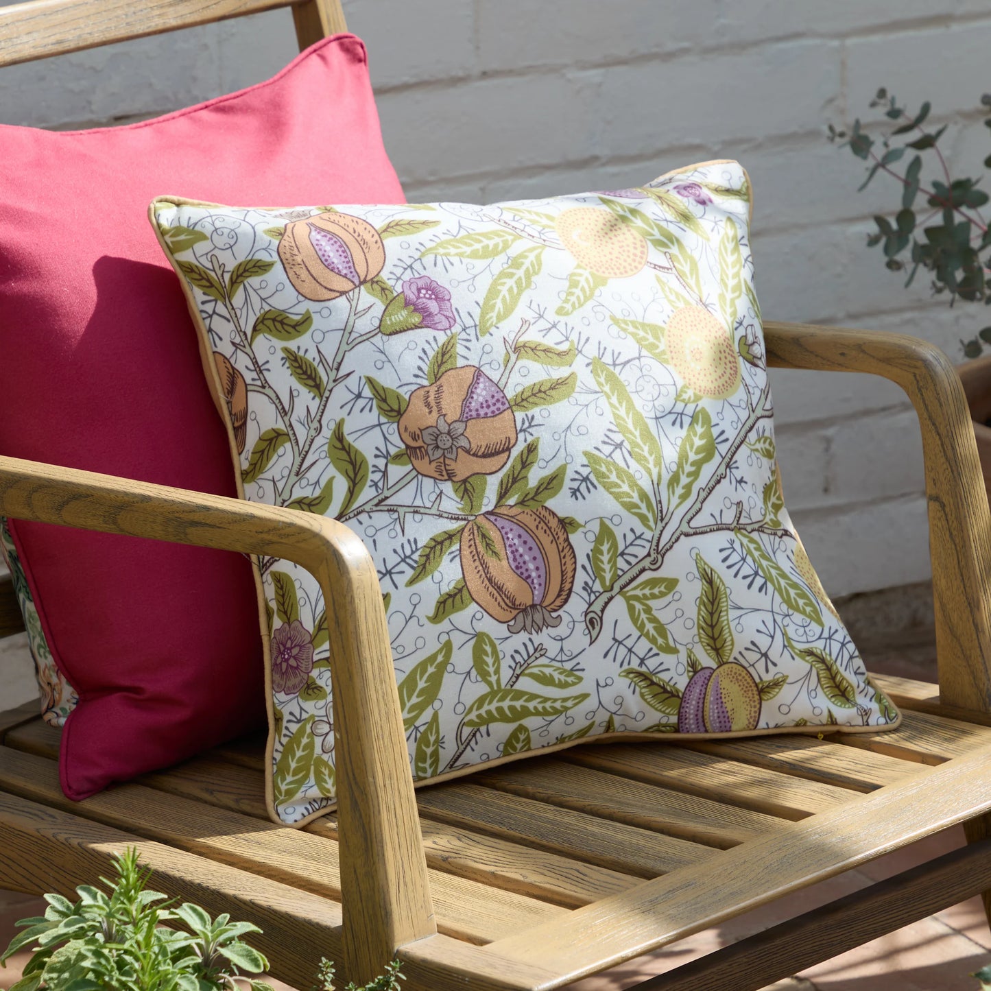 Morris & Co Fruits Outdoor Cushion - Lemon/Lime