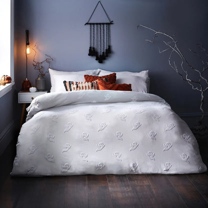 Furn Ghost Tufted Duvet Cover Set - White