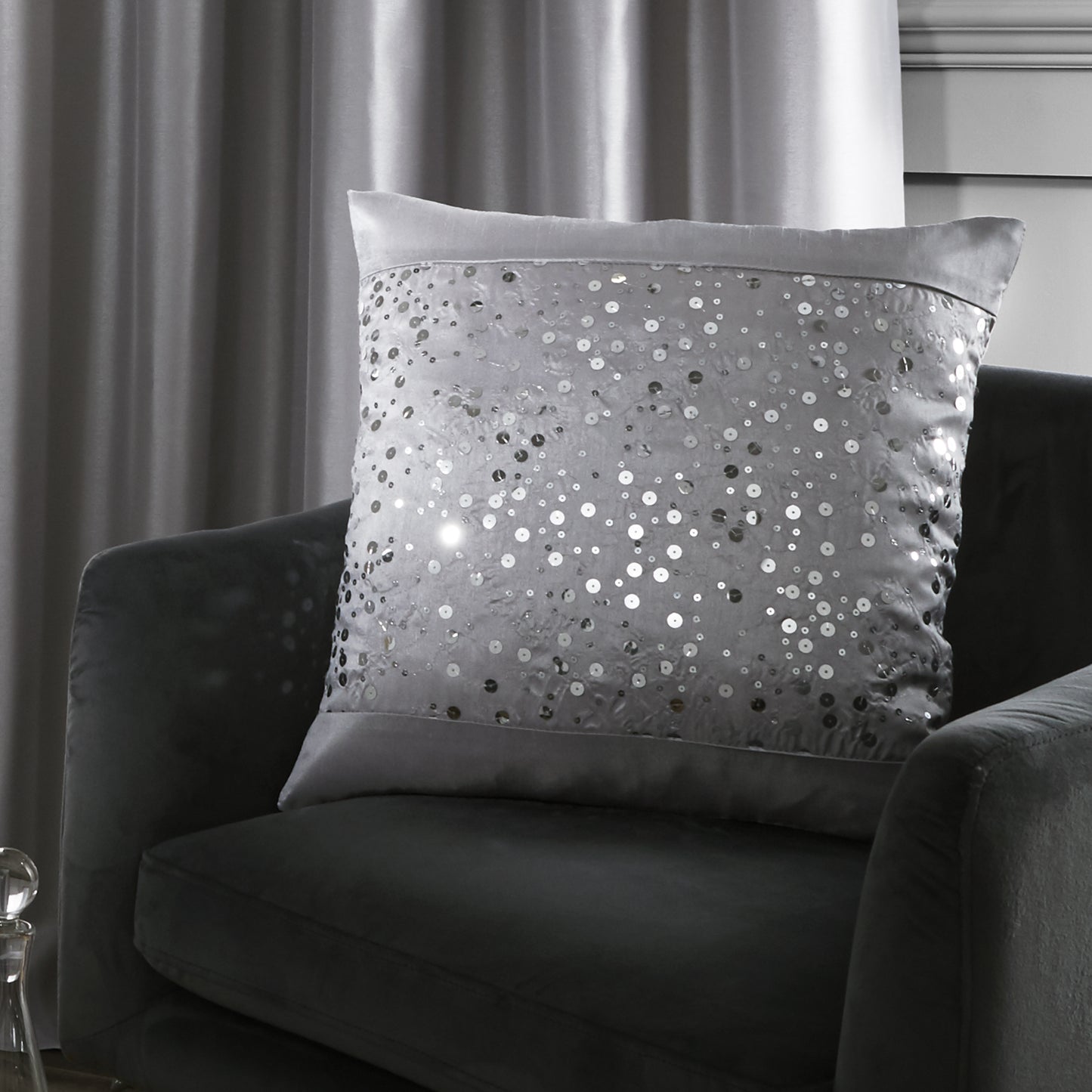Catherine Lansfield Glitzy Filled Cushion - Grey