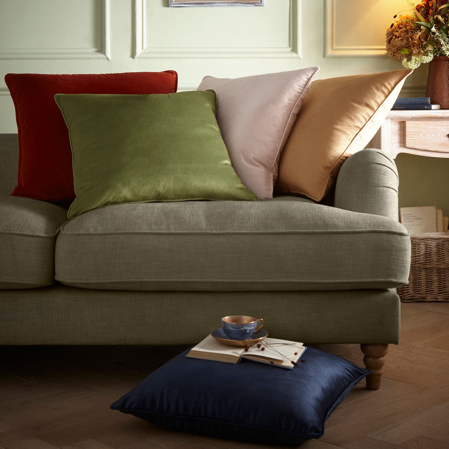 Appletree Heritage Harlan Velvet Cushion - Pink