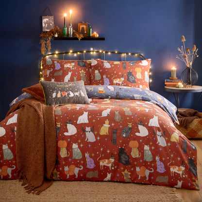Furn Halloween Pawty Duvet Cover Set - Multicolour