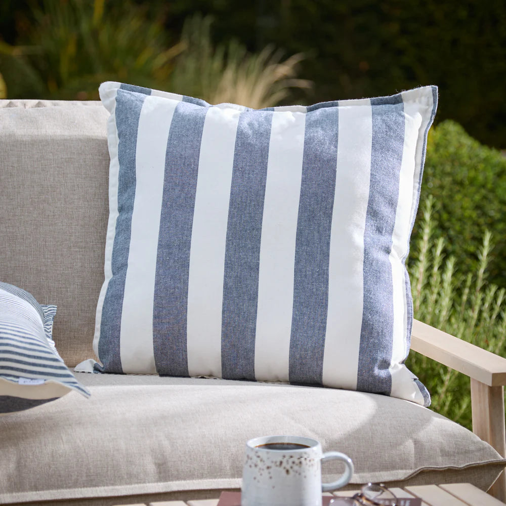 Yard Hayle Outdoor Cushion - Navy