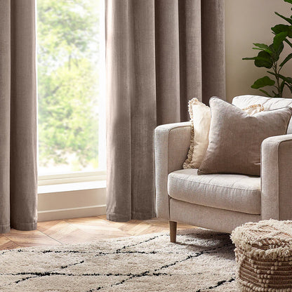 Yard Heavy Chenille Cushion - Greige