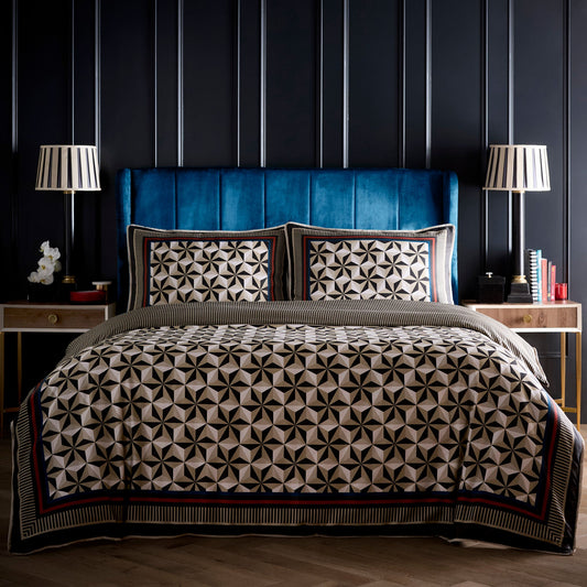 Hero Duvet Cover Set in Black - Duvet Cover Set - Laurence Llewelyn-Bowen