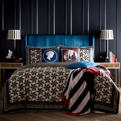 Hero Duvet Cover Set in Black - Duvet Cover Set - Laurence Llewelyn-Bowen