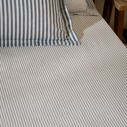 Yard Hebden Narrow Stripe Fitted Sheet - Navy