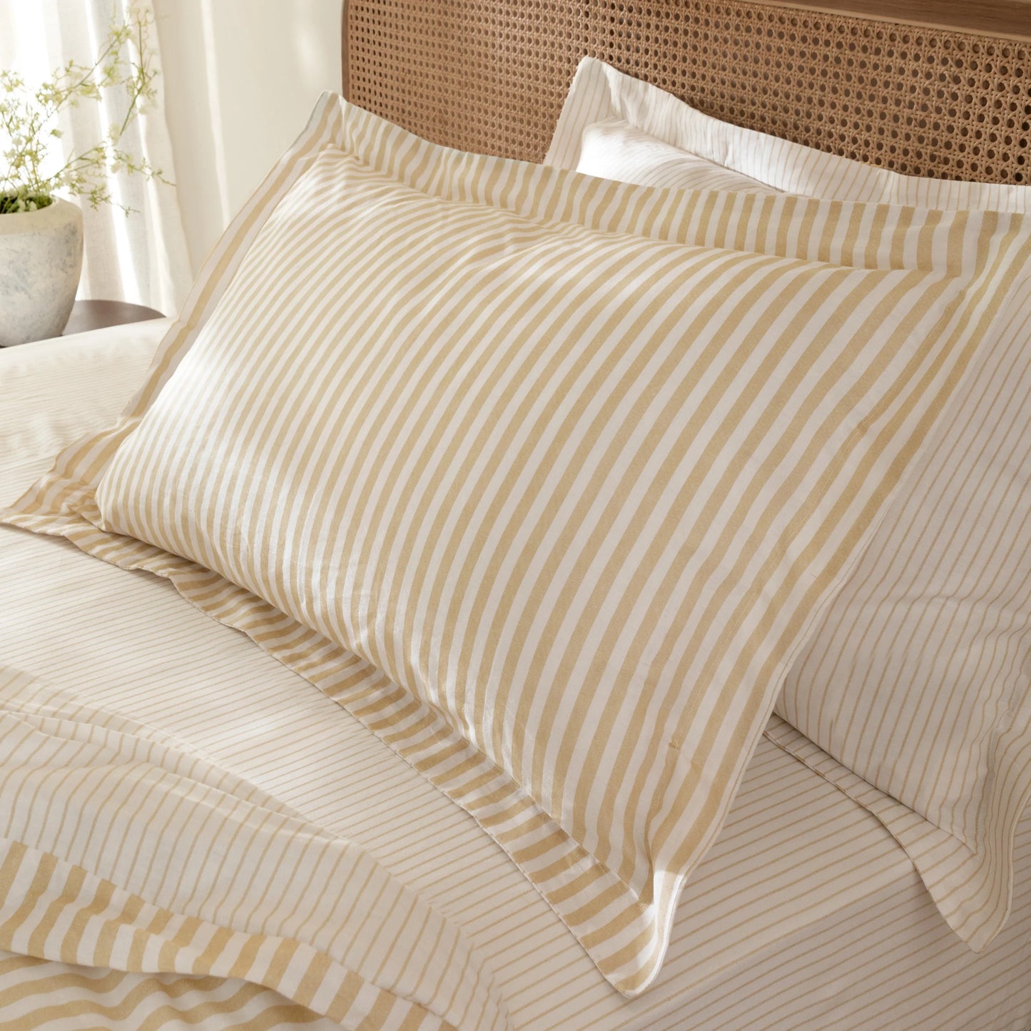 Yard Hebden Narrow Stripe Fitted Sheet - Honey Yellow