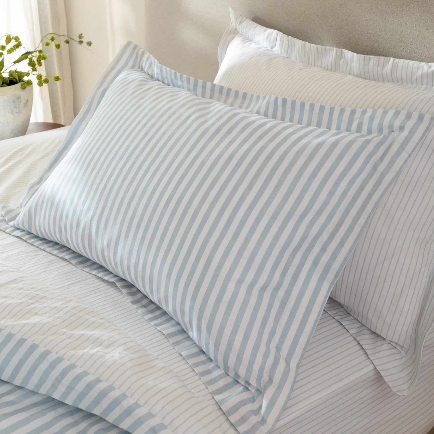 Yard Hebden Narrow Stripe Fitted Sheet - Mineral Blue