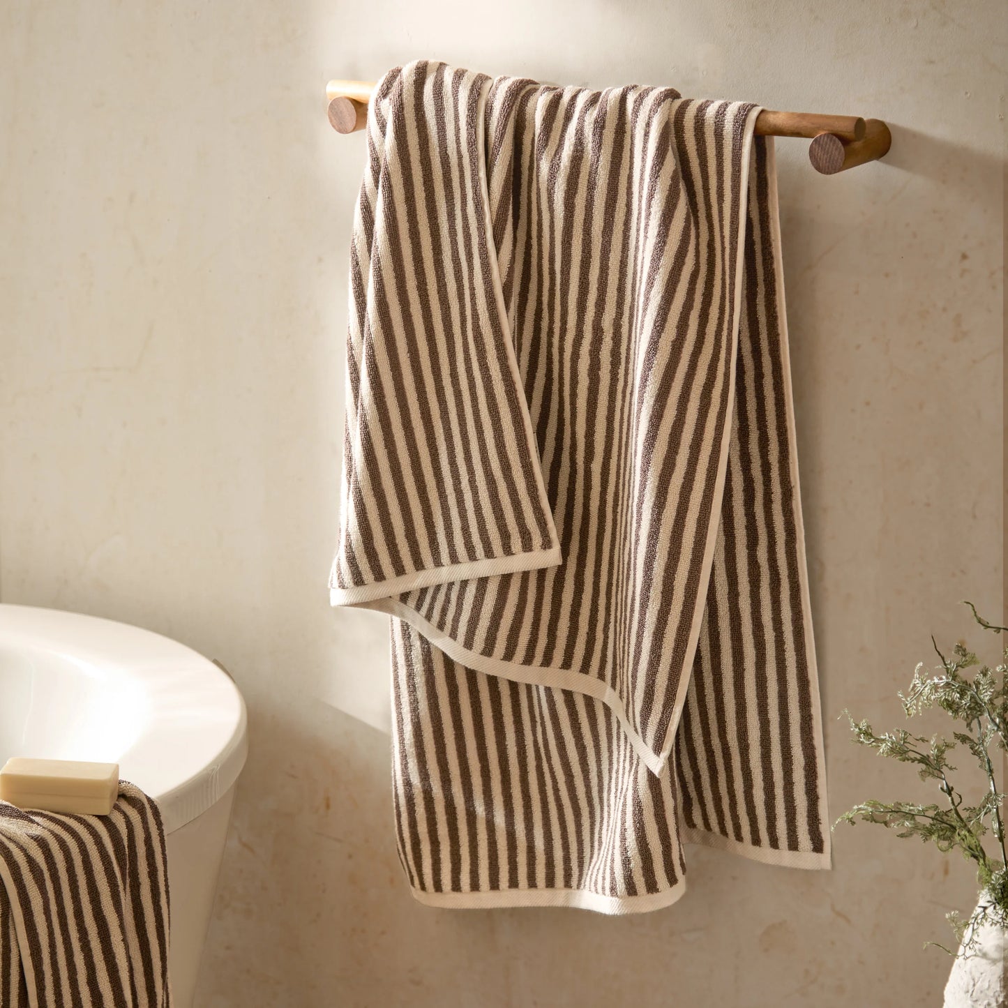 Yard Hebden Stripe Bath Towels - Chocolate