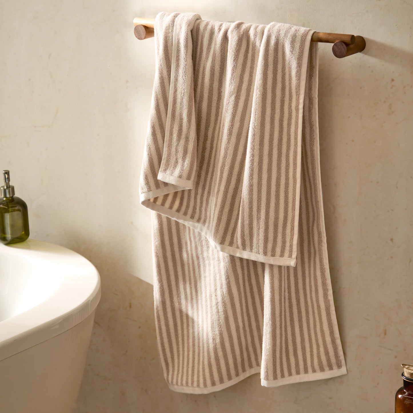 Yard Hebden Stripe Bath Towels - Natural